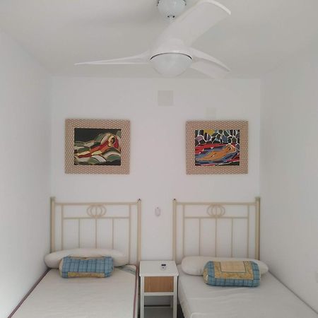 A 1 Minuto De La Playa Del Campello Apartment Exterior photo